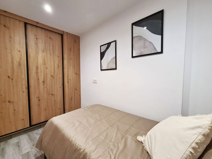 Image No.20-3 Bed Apartment for sale