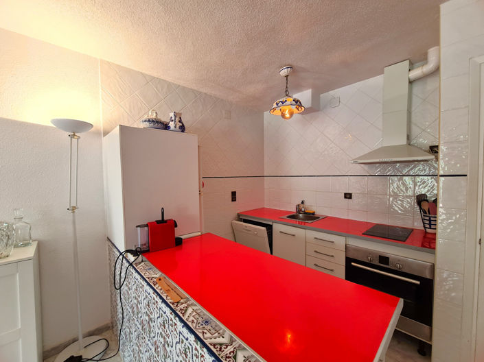 Image No.23-2 Bed House for sale