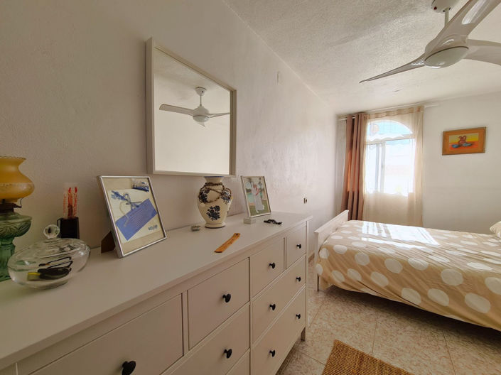 Image No.30-2 Bed House for sale