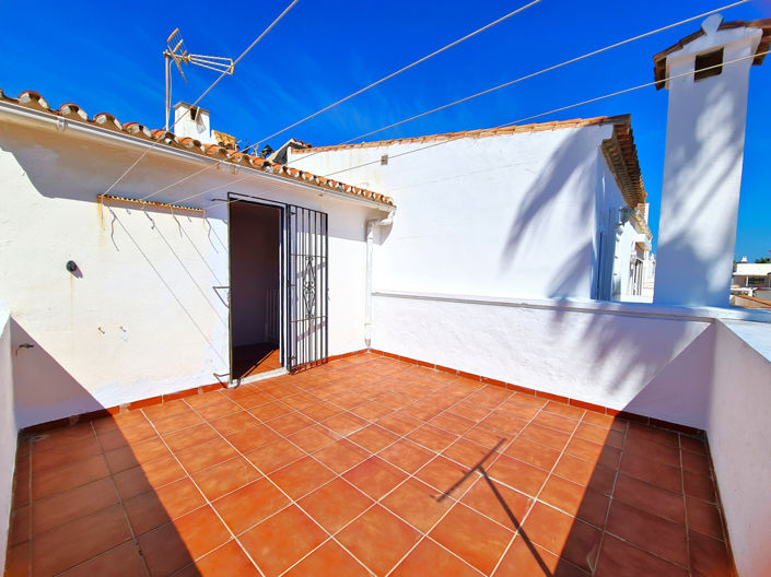 Image No.39-2 Bed House for sale