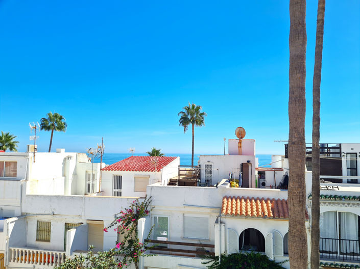 Image No.41-2 Bed House for sale