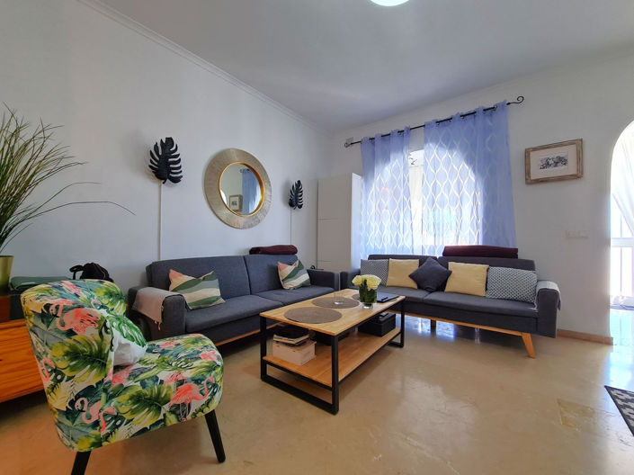 Image No.15-2 Bed Property for sale