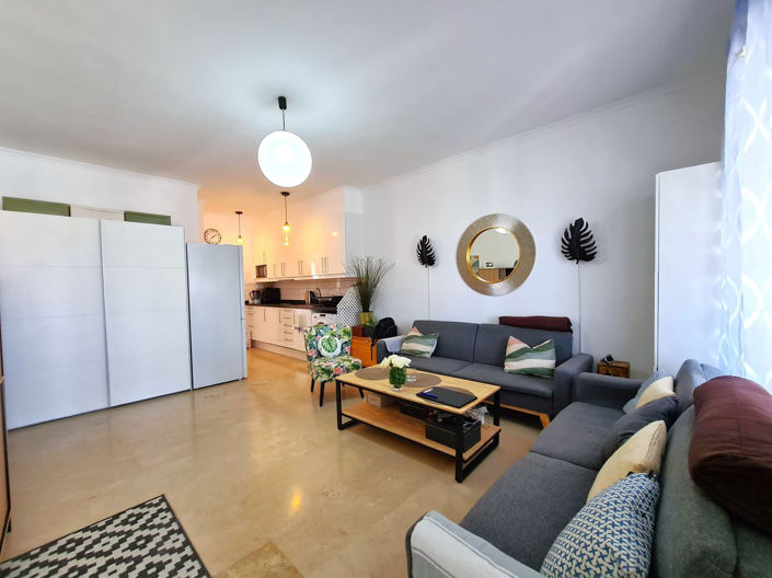 Image No.18-2 Bed Property for sale