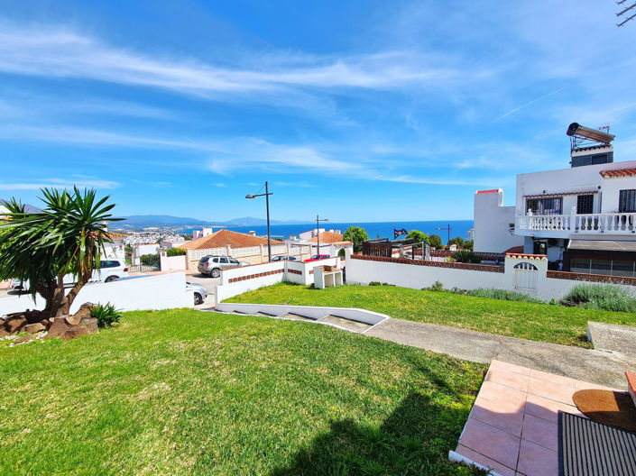 Image No.32-2 Bed Property for sale