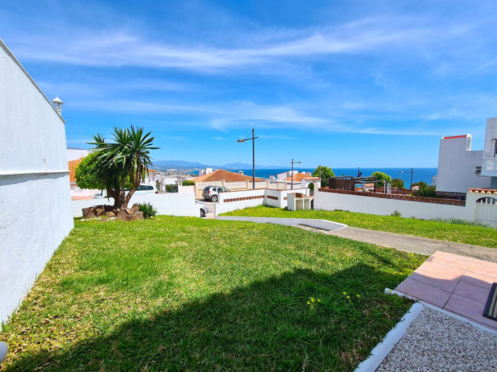 Image No.33-2 Bed Property for sale