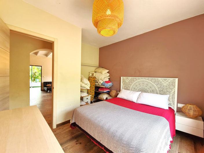 Image No.19-2 Bed House for sale