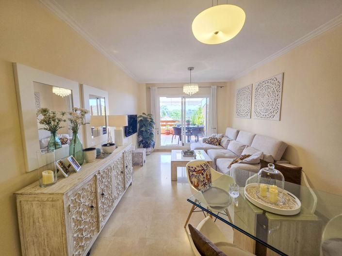 Image No.11-2 Bed Property for sale