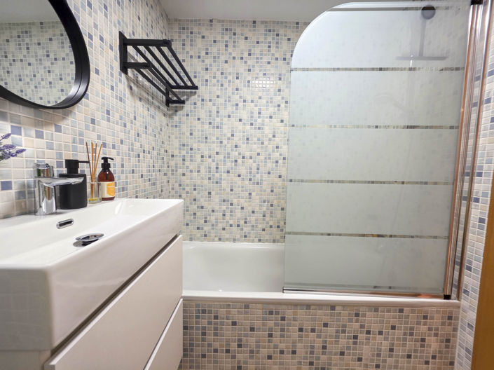 Image No.30-2 Bed Property for sale