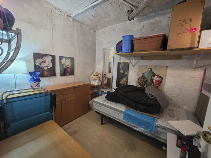 Image No.32-2 Bed Property for sale