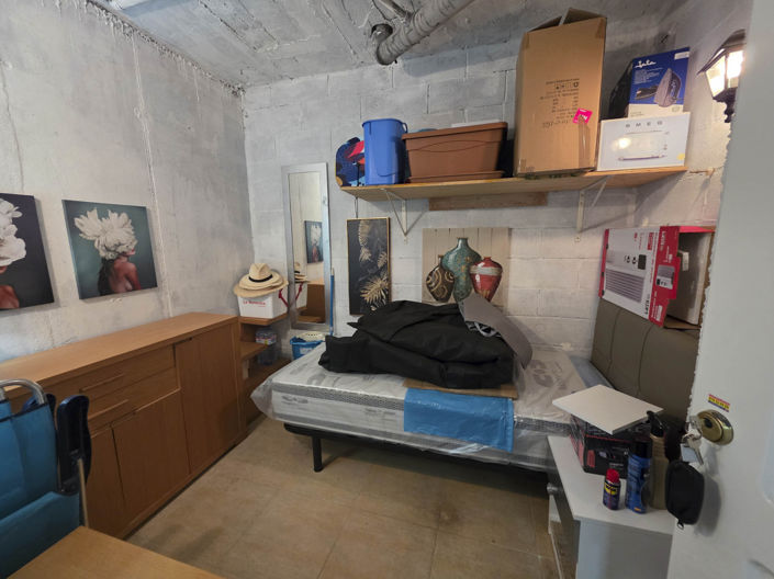 Image No.33-2 Bed Property for sale