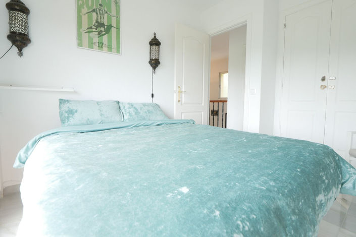 Image No.26-2 Bed House for sale