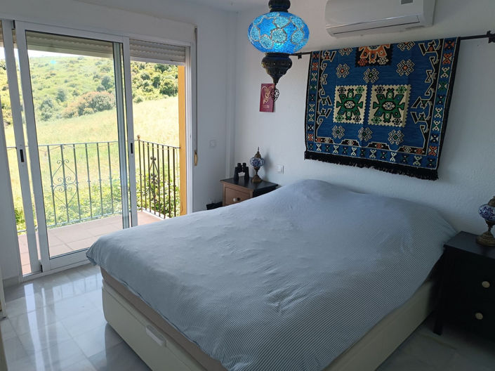 Image No.28-2 Bed House for sale