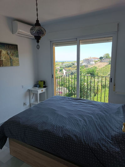 Image No.32-2 Bed House for sale