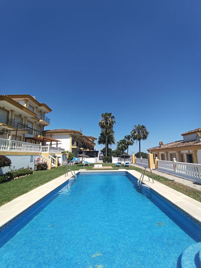 Image No.4-2 Bed House for sale