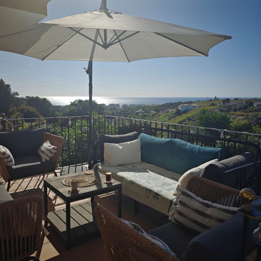 Image No.6-2 Bed House for sale