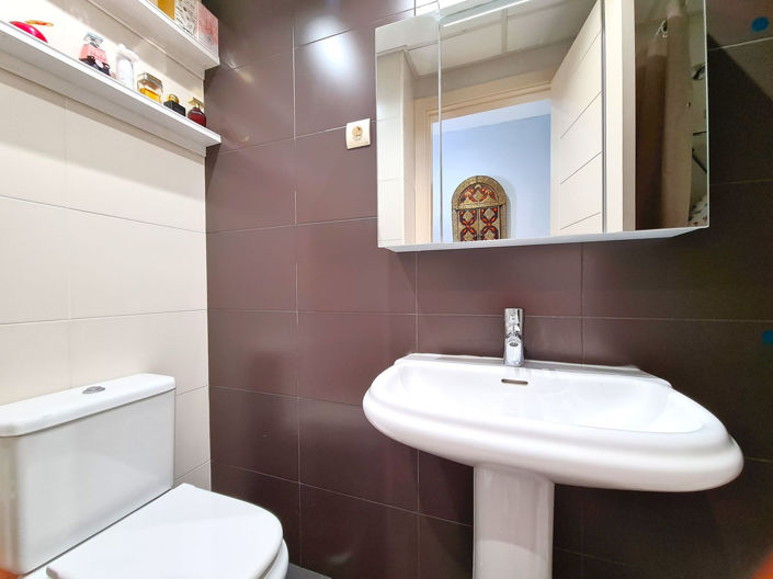 Image No.36-2 Bed Apartment for sale