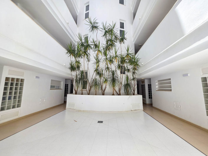 Image No.27-2 Bed Apartment for sale