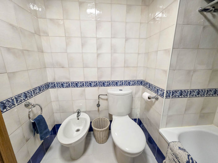 Image No.28-3 Bed Townhouse for sale