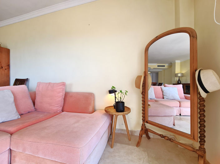 Image No.17-3 Bed Property for sale