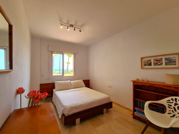 Image No.33-3 Bed Property for sale