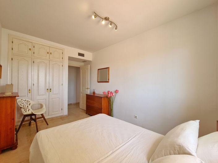 Image No.35-3 Bed Property for sale