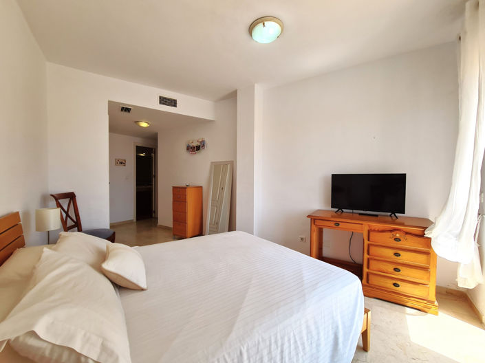 Image No.39-3 Bed Property for sale