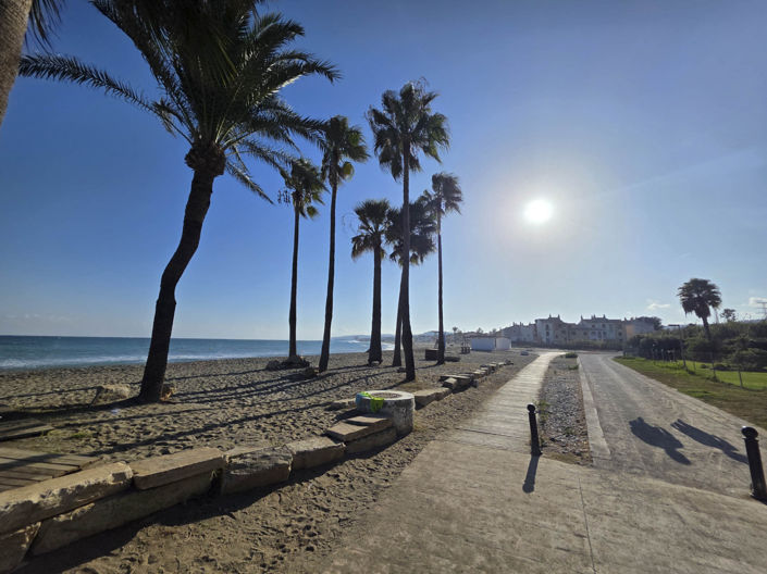 Image No.44-1 Bed Property for sale