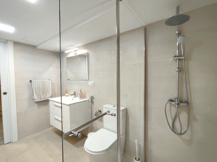 Image No.49-4 Bed House for sale