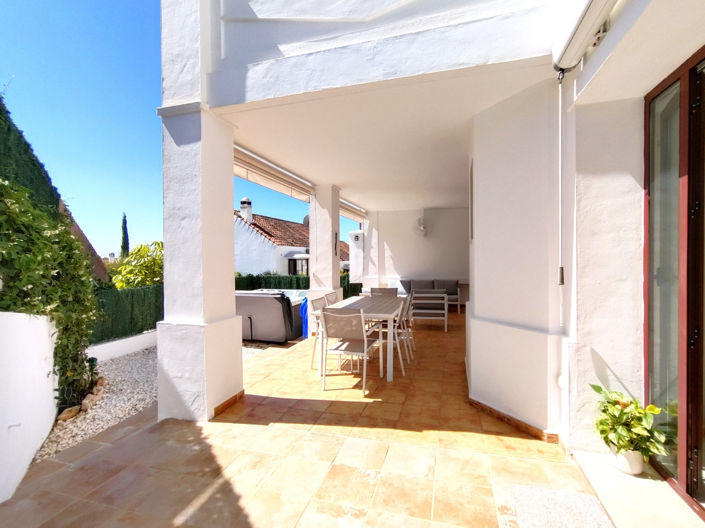 Image No.8-4 Bed House for sale