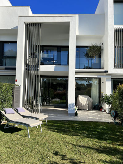 Image No.1-3 Bed House for sale