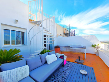 b98le8d7m9k3degpefzhs0lif8u4xzvzhwxtmggyekxx9