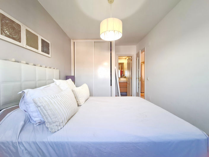 Image No.33-2 Bed Property for sale