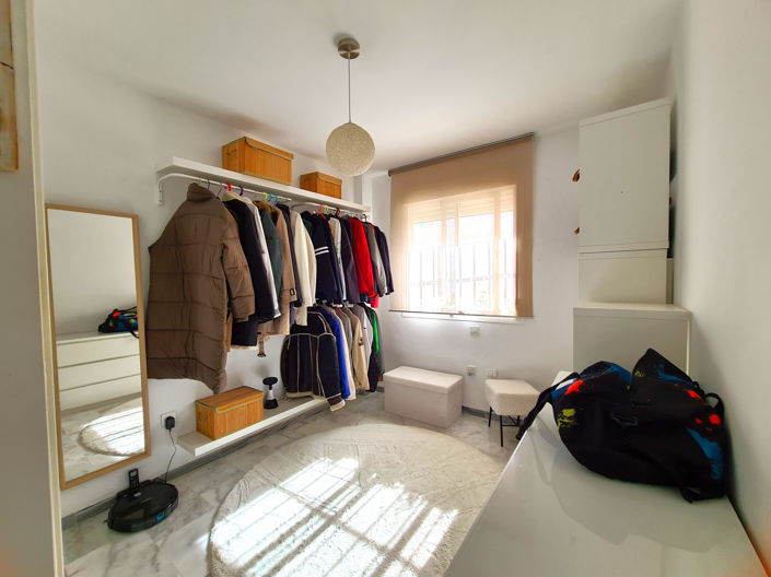 Image No.42-2 Bed Property for sale