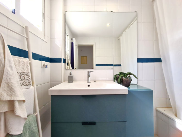 Image No.48-2 Bed Property for sale