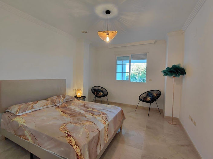 Image No.16-1 Bed Property for sale