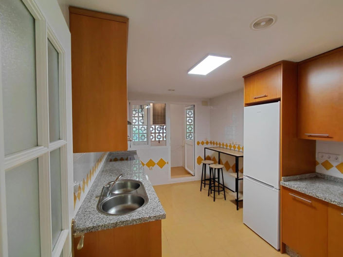 Image No.17-1 Bed Property for sale