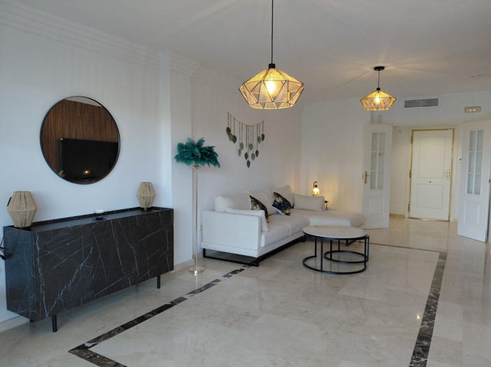 Image No.2-1 Bed Property for sale