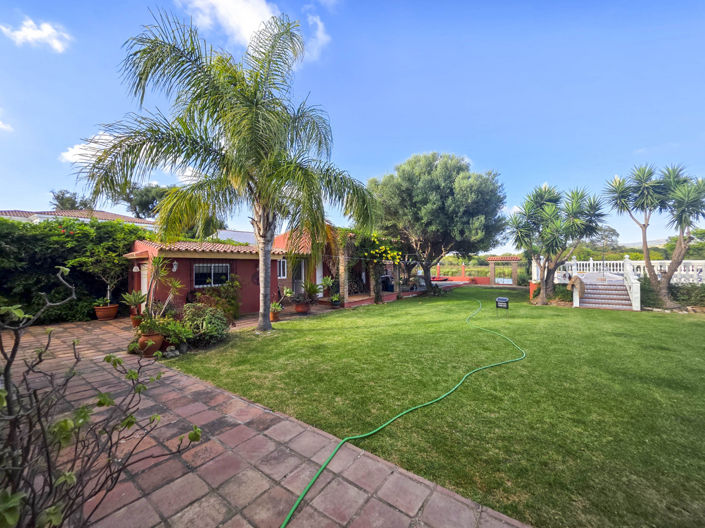 Image No.17-4 Bed Villa for sale