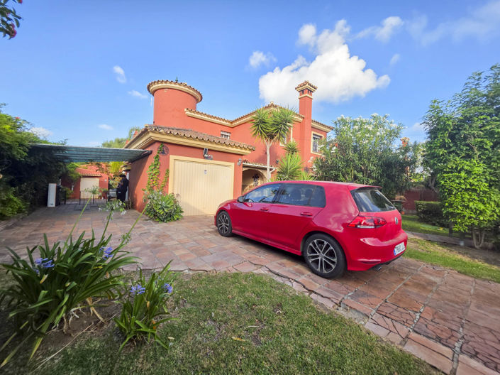 Image No.20-4 Bed Villa for sale