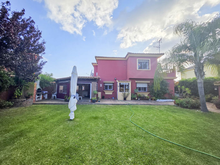 Image No.3-4 Bed Villa for sale