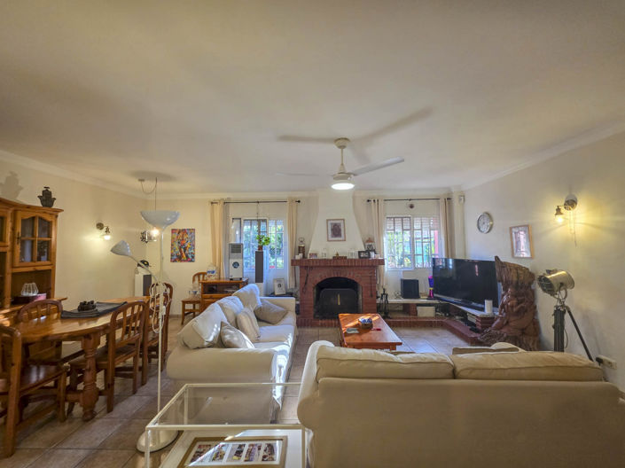 Image No.32-4 Bed Villa for sale