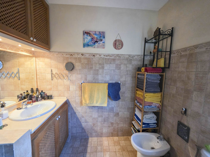 Image No.37-4 Bed Villa for sale