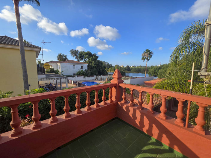 Image No.44-4 Bed Villa for sale