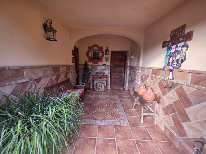 Image No.7-4 Bed Villa for sale