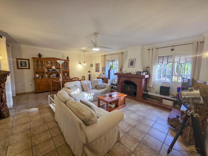 Image No.8-4 Bed Villa for sale