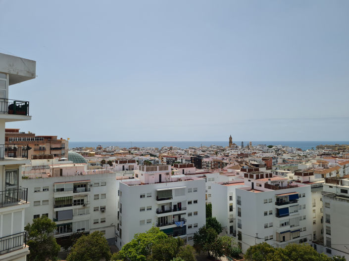 Image No.1-3 Bed Apartment for sale