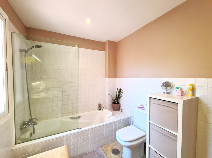 Image No.27-3 Bed Townhouse for sale