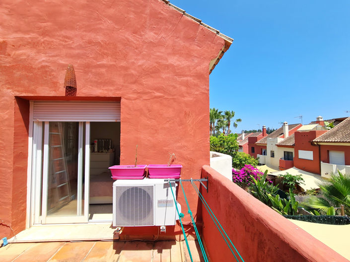 Image No.31-3 Bed Townhouse for sale