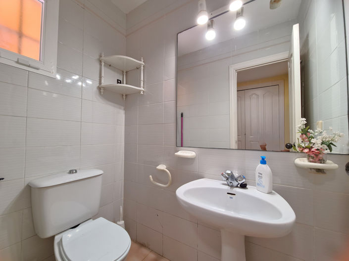 Image No.27-3 Bed House for sale