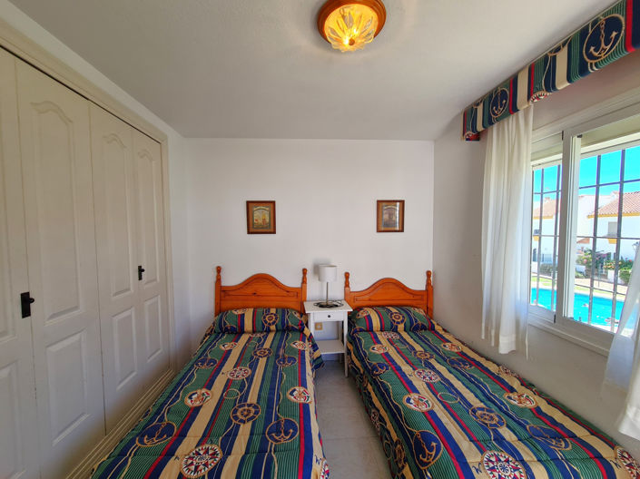 Image No.37-3 Bed House for sale